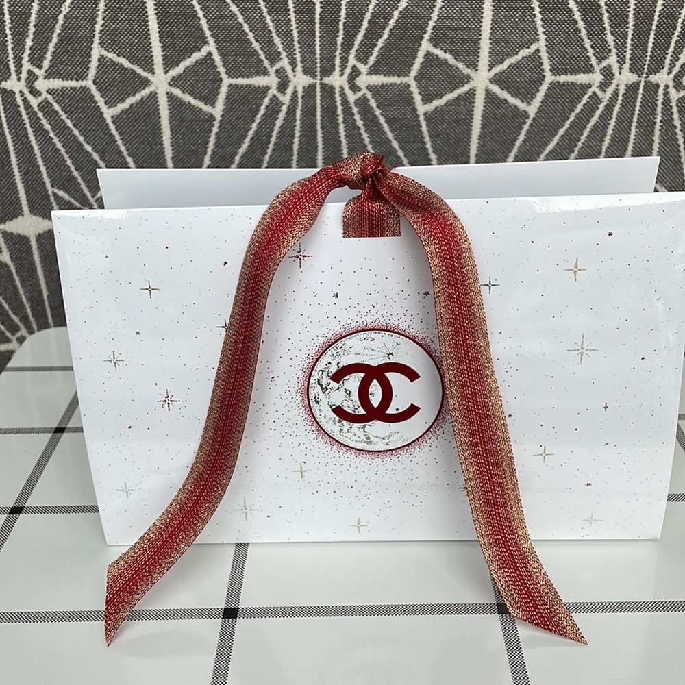 NEW CHANEL Box - Picture 2 of 5